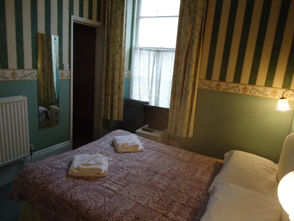 Abbey Court Hotel トーキー 部屋 写真